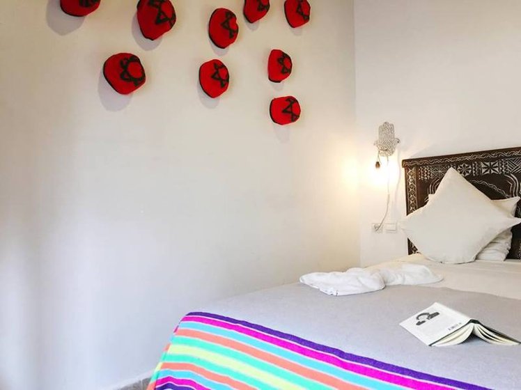 SINGLE STANDARD Room