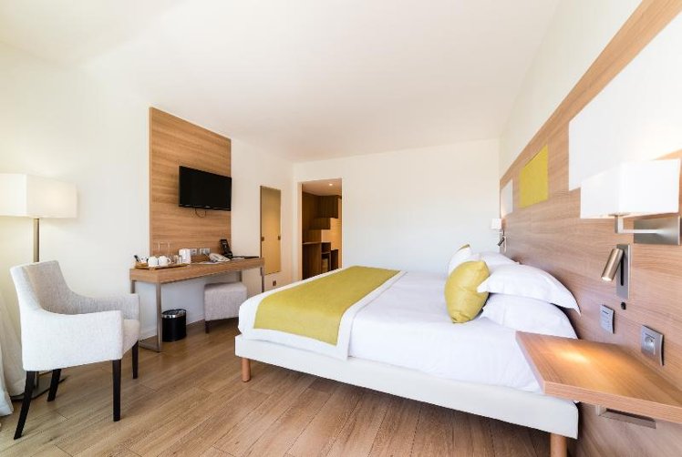 SINGLE SUPERIOR Room