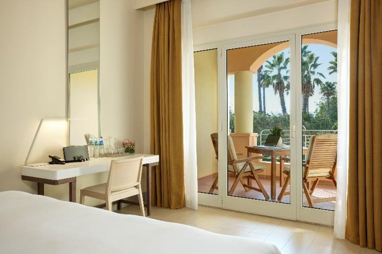 DOUBLE SINGLE USE GARDEN VIEW Room