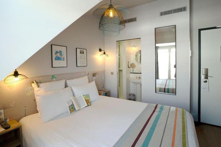 TWIN STANDARD Room
