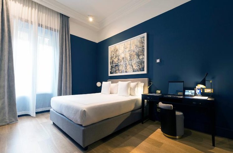 TRIPLE LUXURY Room