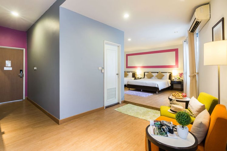 Double or Twin DELUXE Room