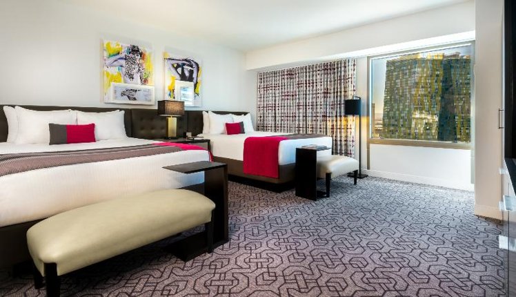 DOUBLE TWO QUEEN BEDS ONE BEDROOM Room