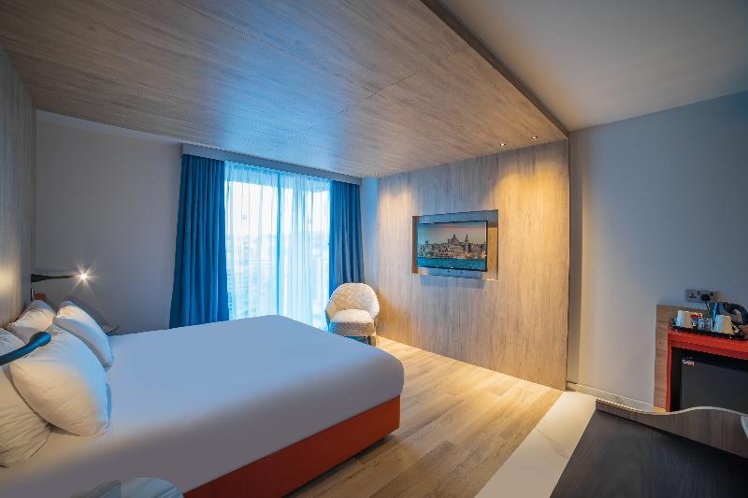 Double or Twin WITH BALCONY Room