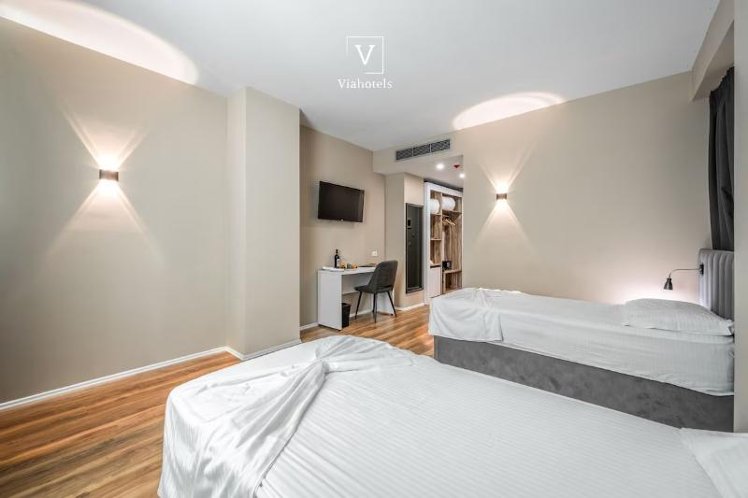 TRIPLE STANDARD Room