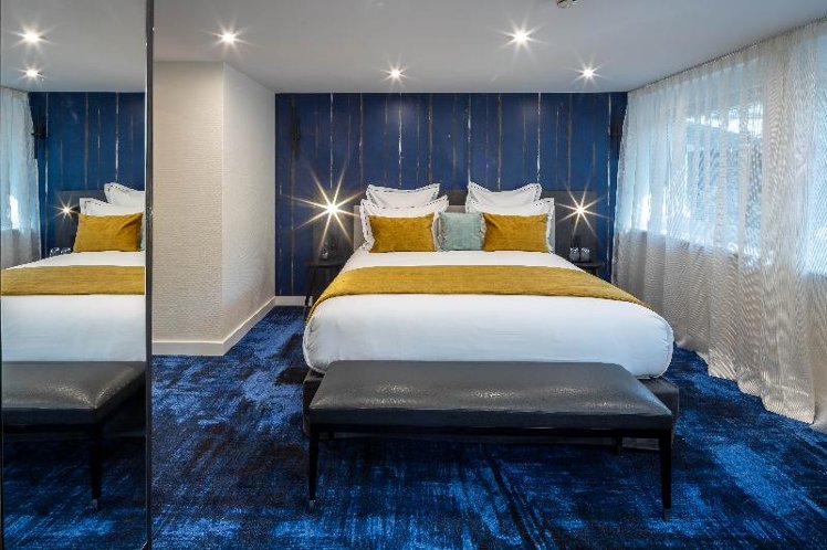 DOUBLE LUXURY Room