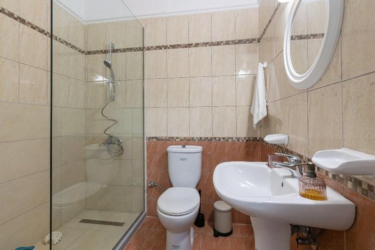 Denise Studios & Apartments