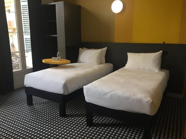 TWIN STANDARD Room