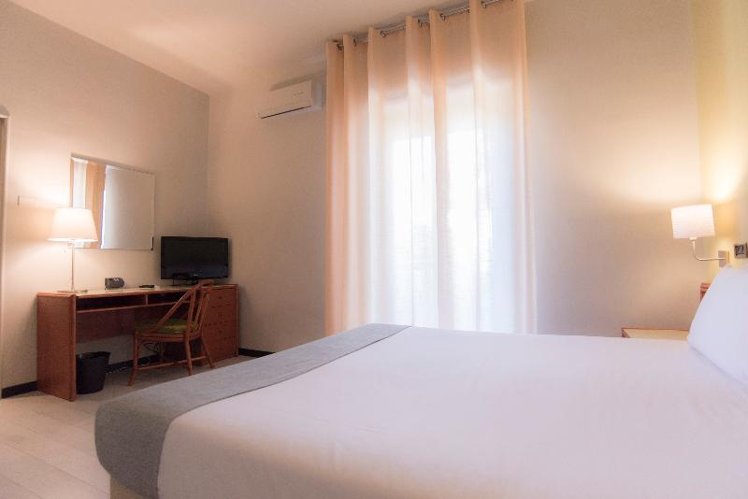 Double or Twin STANDARD Room