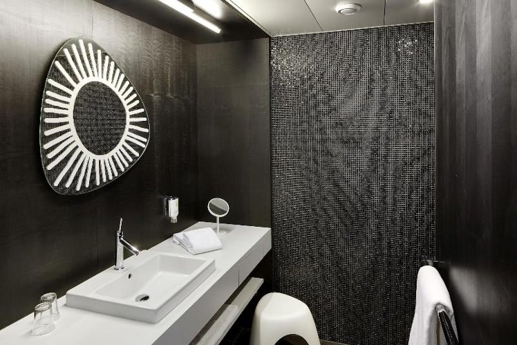 JUNIOR SUITE STANDARD Room