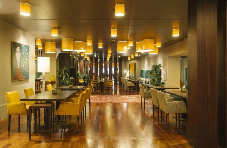 Holiday Inn Porto Gaia