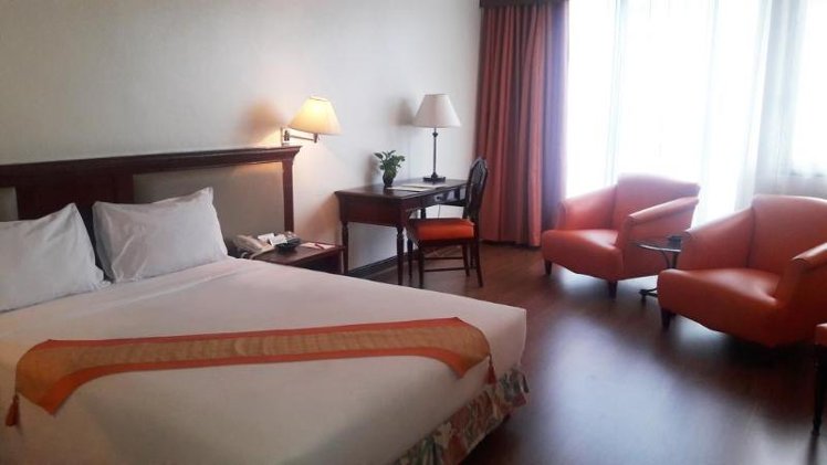 SINGLE SUPERIOR Room