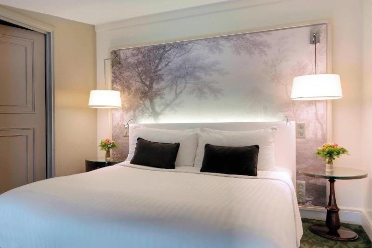 DOUBLE ONE BED Room