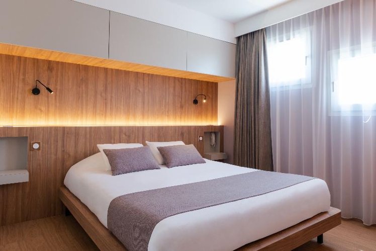 DOUBLE STANDARD Room