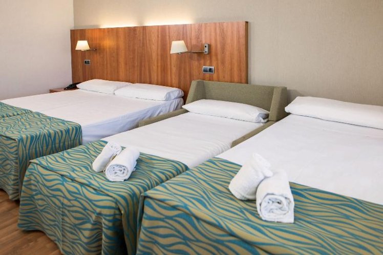 TWIN STANDARD Room