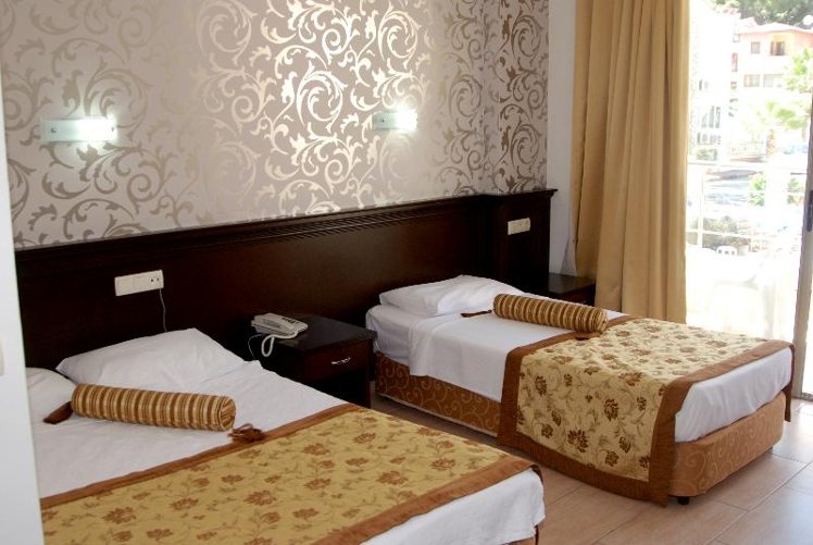 SINGLE STANDARD Room