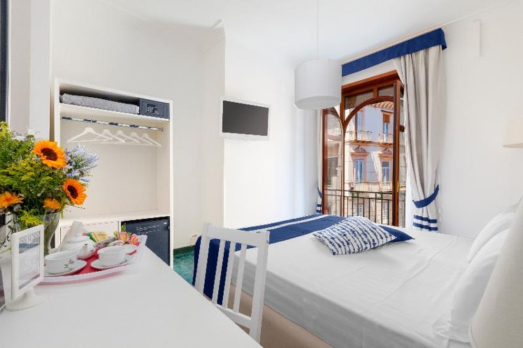 DOUBLE SUPERIOR Room