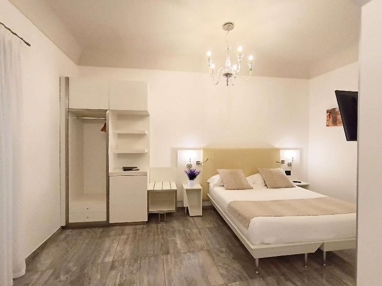 Double or Twin INNER Room