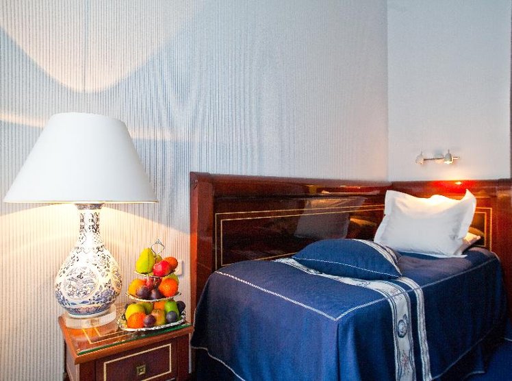 SINGLE STANDARD Room