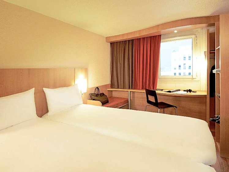 TWIN STANDARD Room