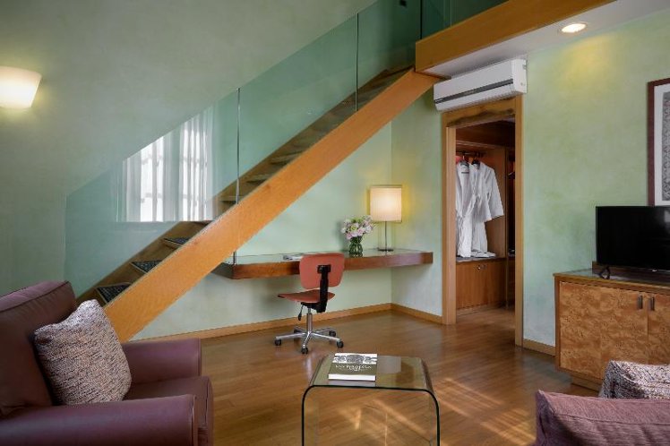 FAMILY ROOM ANNEX Room