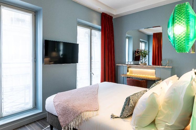 DOUBLE SUPERIOR Room