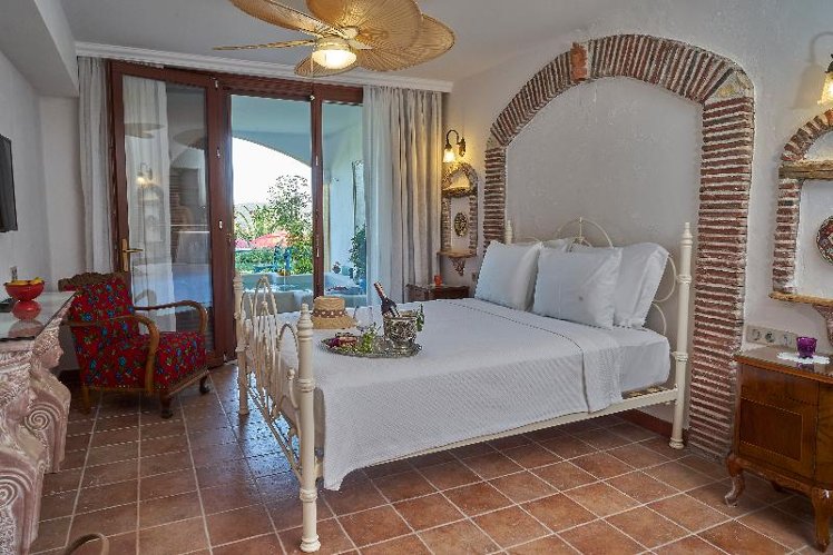 SUITE WITH JACUZZI Room