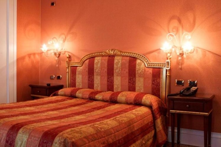 Double or Twin STANDARD Room