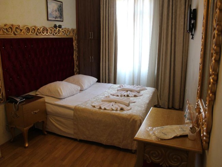 DOUBLE STANDARD Room