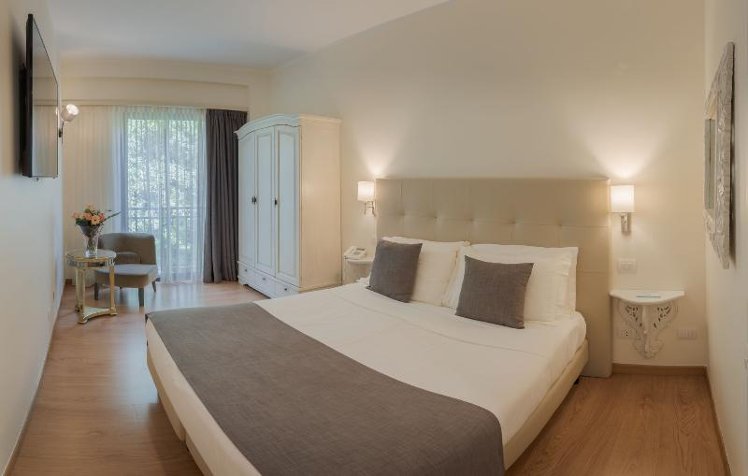 DOUBLE CLASSIC Room