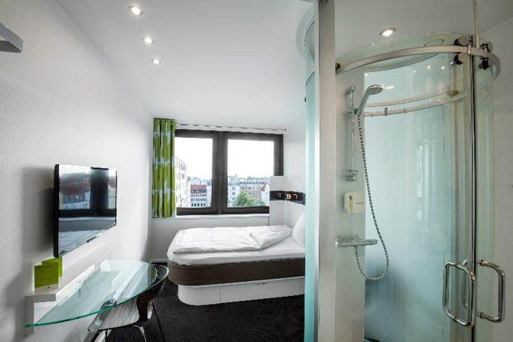 DOUBLE STANDARD Room