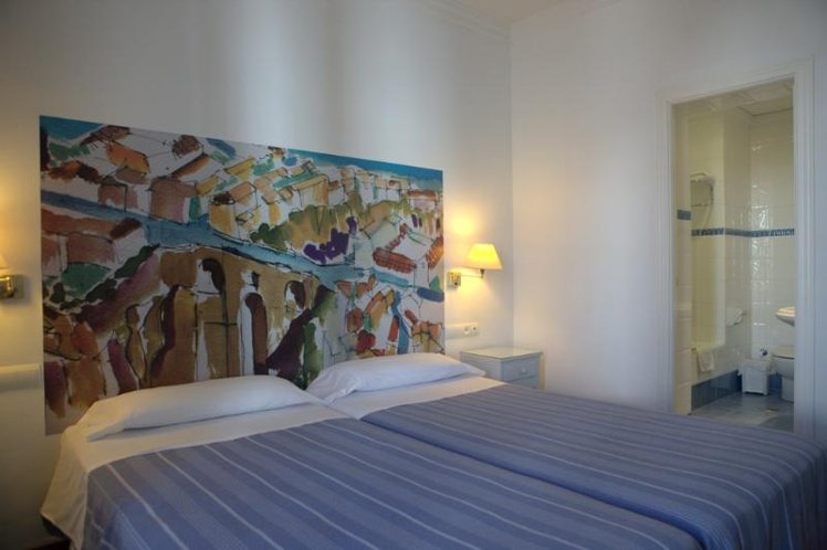TWIN WITH BALCONY Room