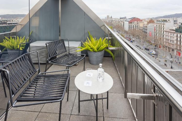 DOUBLE DELUXE WITH TERRACE Room