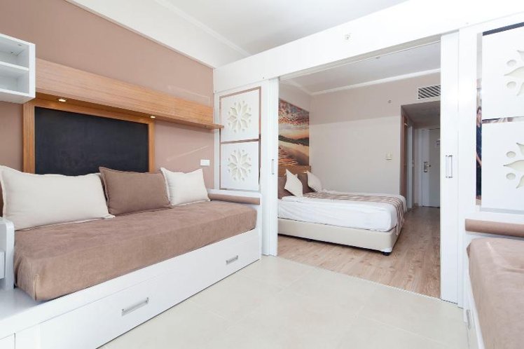 DOUBLE SINGLE USE STANDARD Room