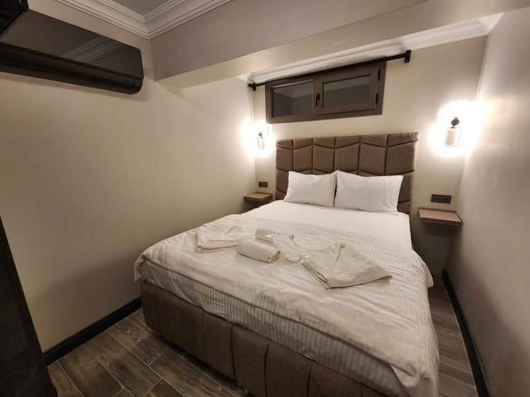 DOUBLE ECONOMY Room