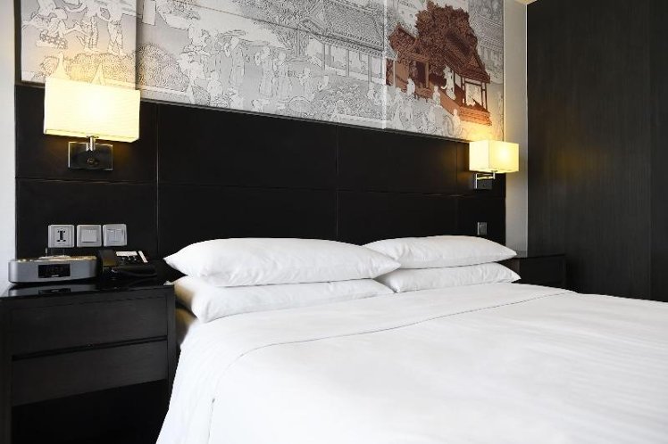DOUBLE KING SIZE BED Room