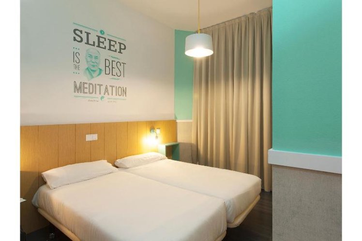DOUBLE STANDARD Room