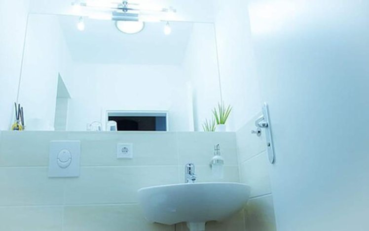 SINGLE STANDARD Room