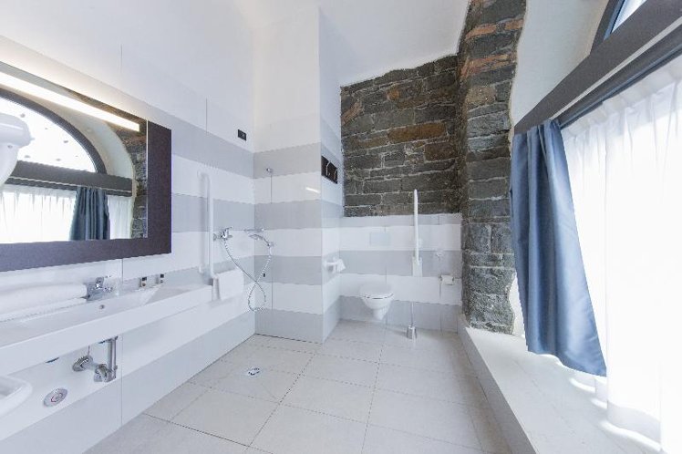 SINGLE STANDARD Room