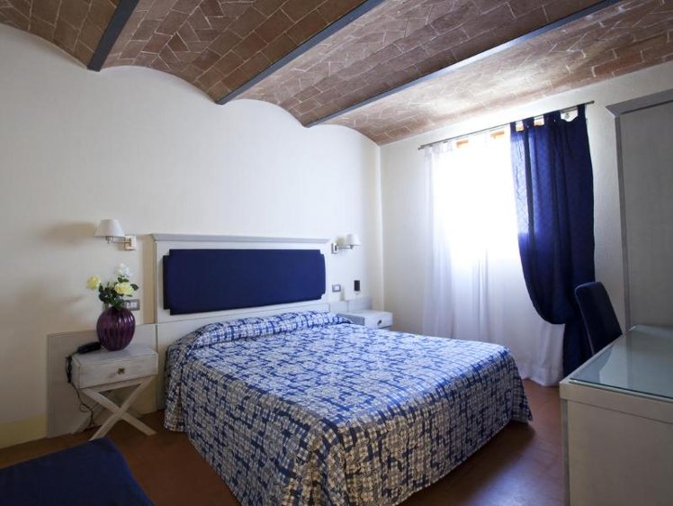 TRIPLE SUPERIOR Room