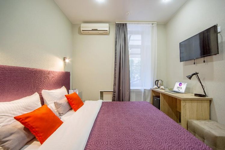 DOUBLE STANDARD Room