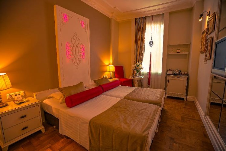 DOUBLE STANDARD Room