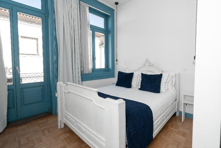 DOUBLE BASIC Room