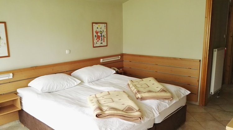 DOUBLE STANDARD Room