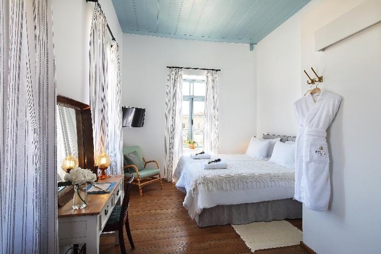 SINGLE SUPERIOR Room