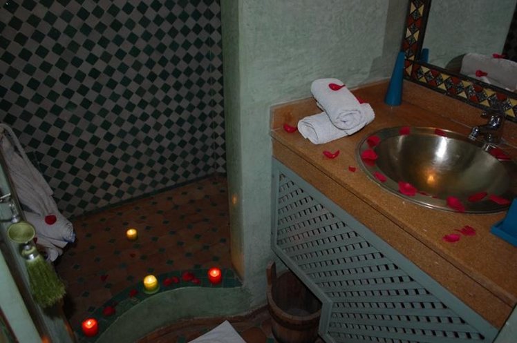 SINGLE STANDARD Room