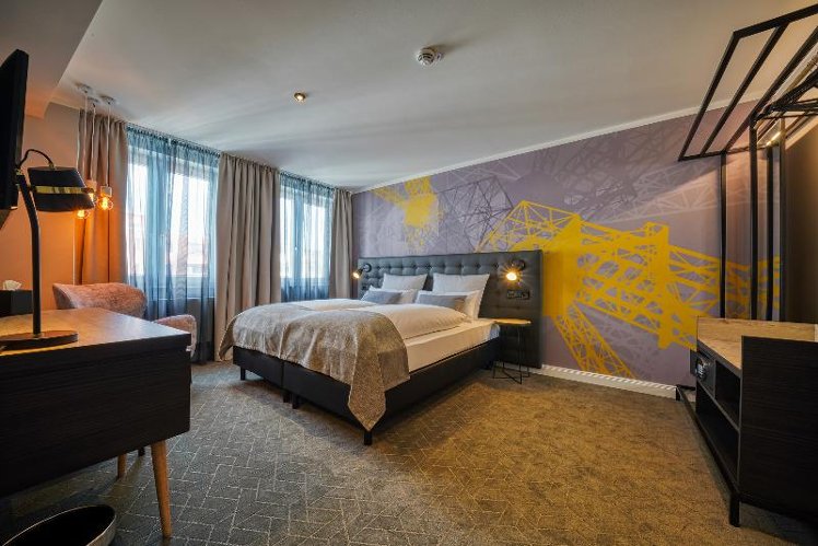 DOUBLE SINGLE USE SUPERIOR Room
