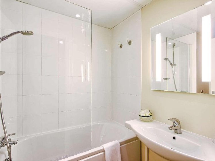 DOUBLE STANDARD Room