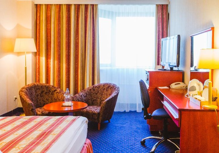 DOUBLE SINGLE USE STANDARD Room