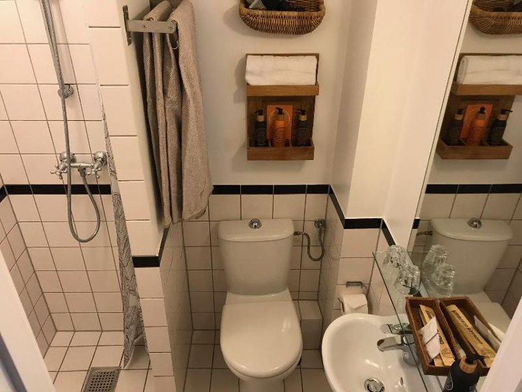 DOUBLE STANDARD Room